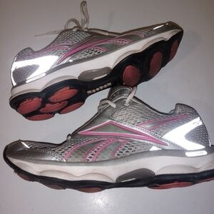 EUC Reebok Runtone Stylish Silver and Pink Women's Running Sneakers Size 7